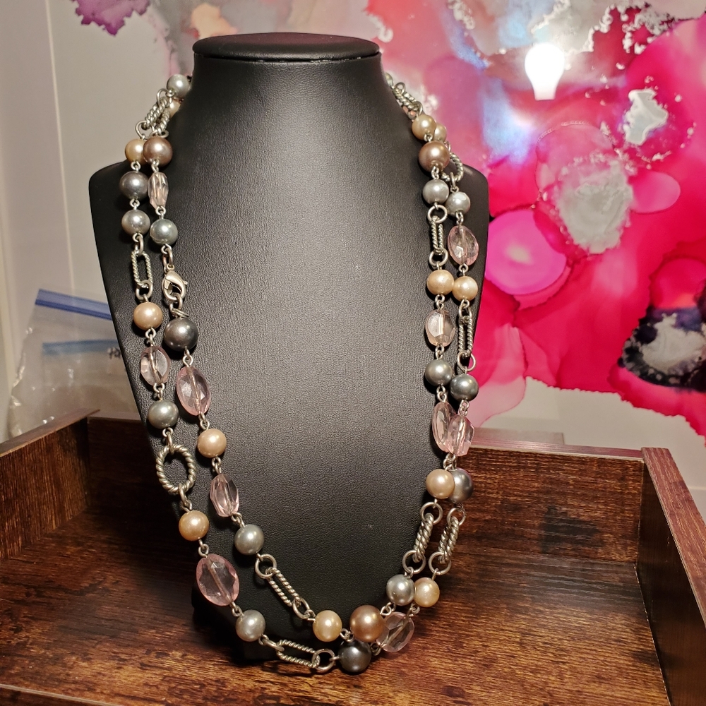 Elegant Multi-Color Beaded Necklace